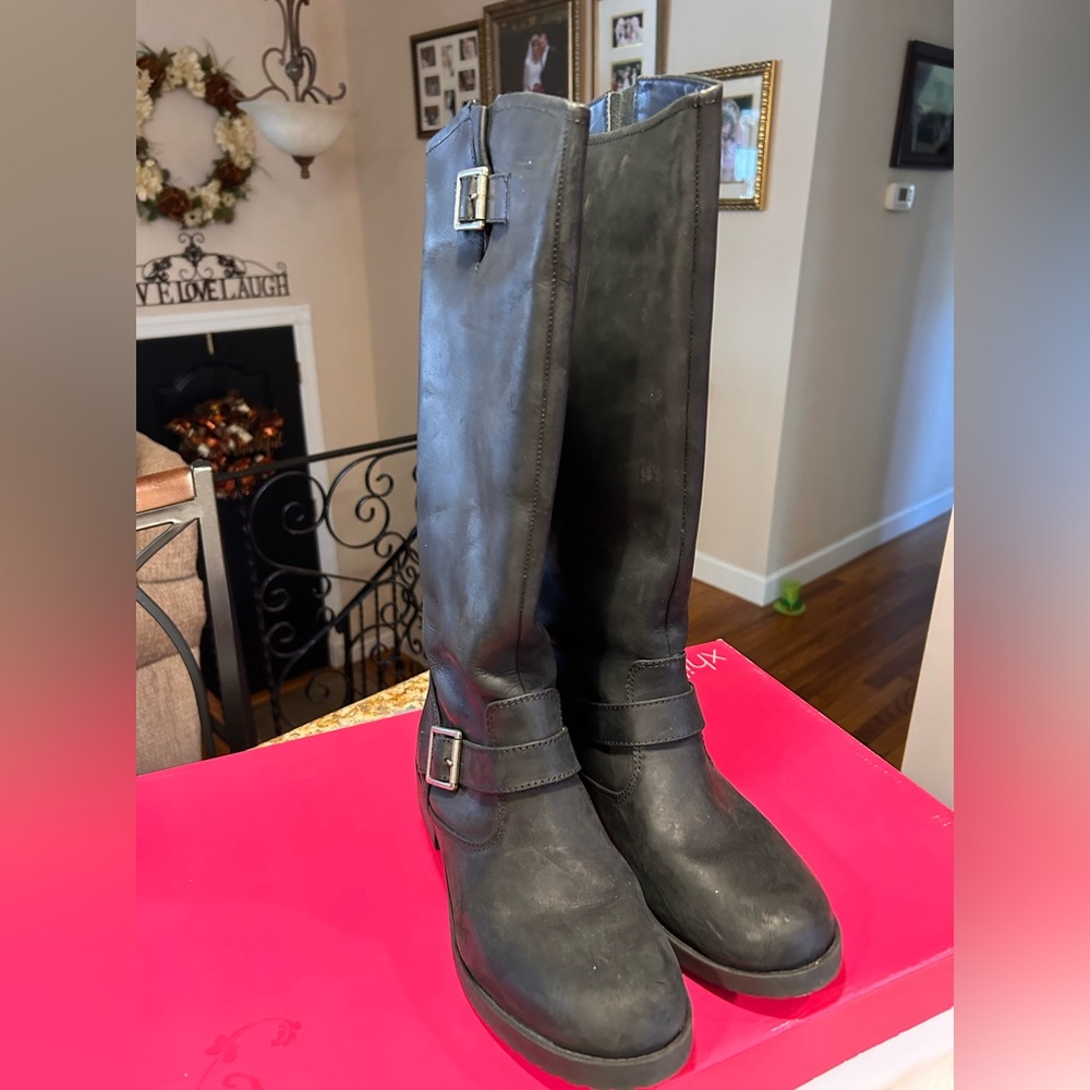 Target Xhilaration Leather Upper Boots size 9